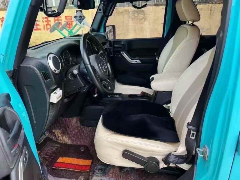 枣庄14年Jeep牧马人3