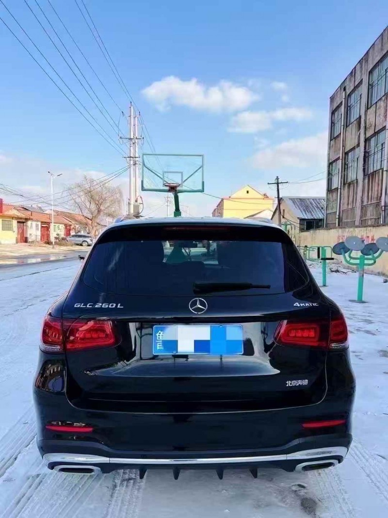 东营22年奔驰GLC9