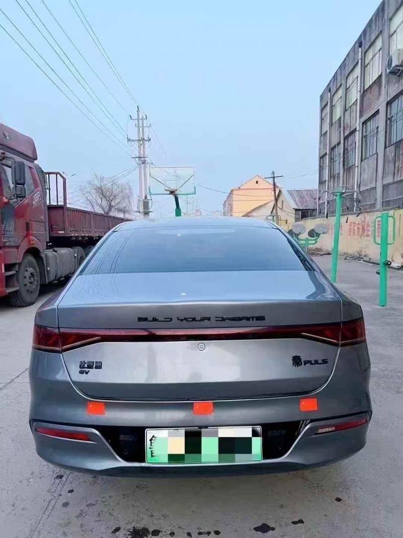 枣庄23年比亚迪秦8