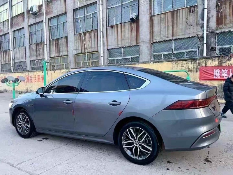 枣庄23年比亚迪秦9