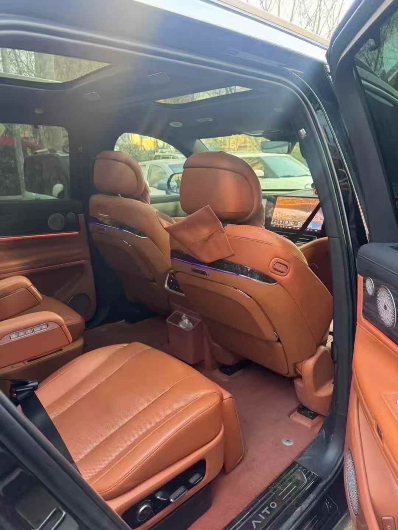 东营24年华为智选问界6