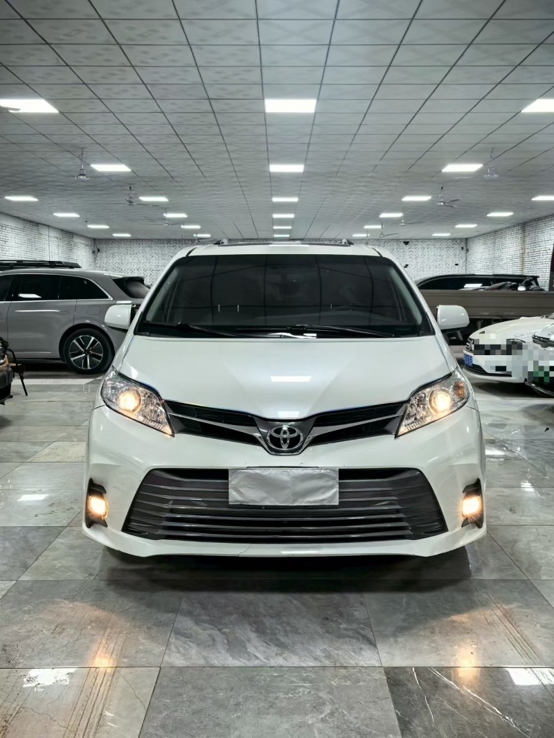 廊坊20年丰田塞纳1