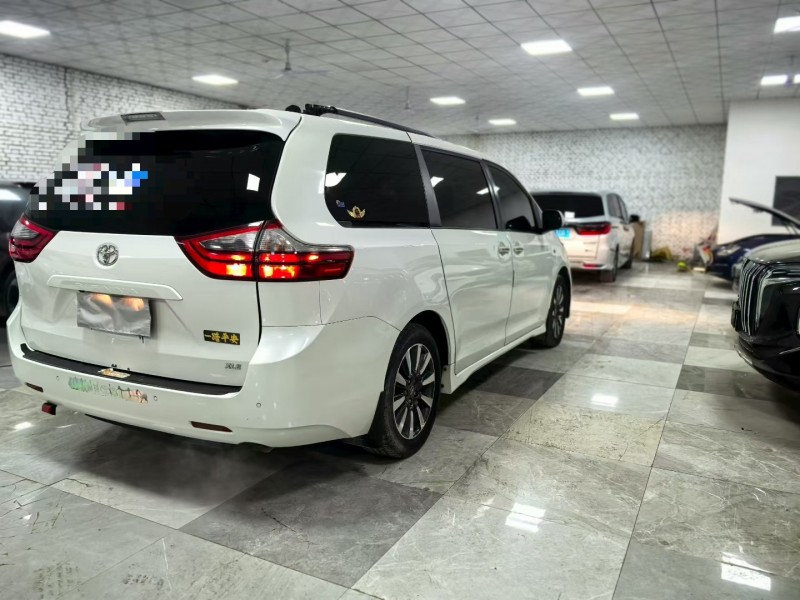 廊坊20年丰田塞纳8