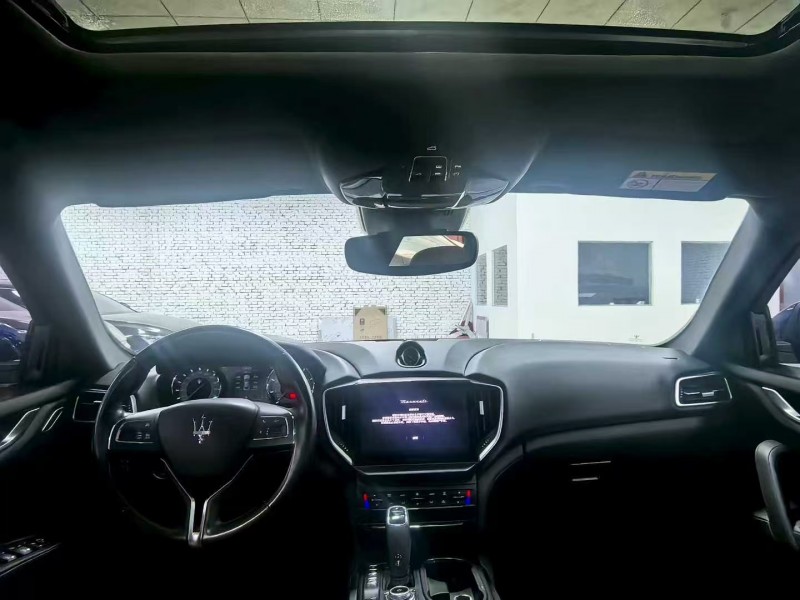 廊坊22年玛莎拉蒂Ghibli3