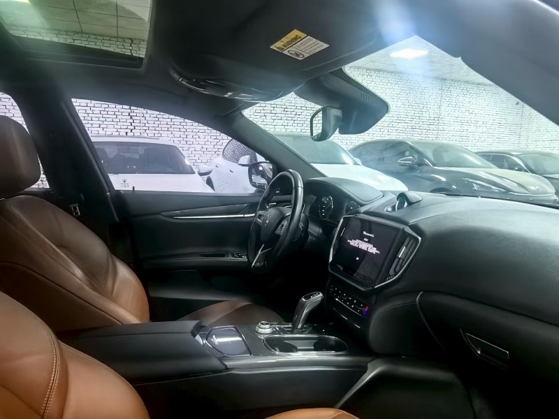 廊坊22年玛莎拉蒂Ghibli4