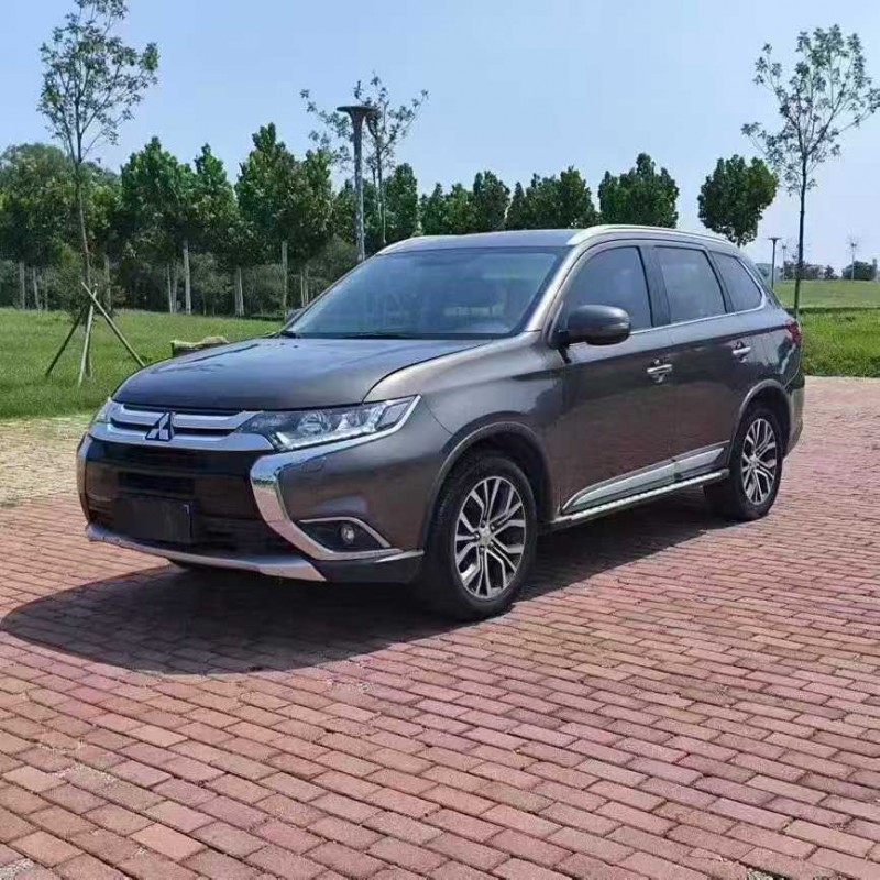 廊坊17年三菱欧蓝德2