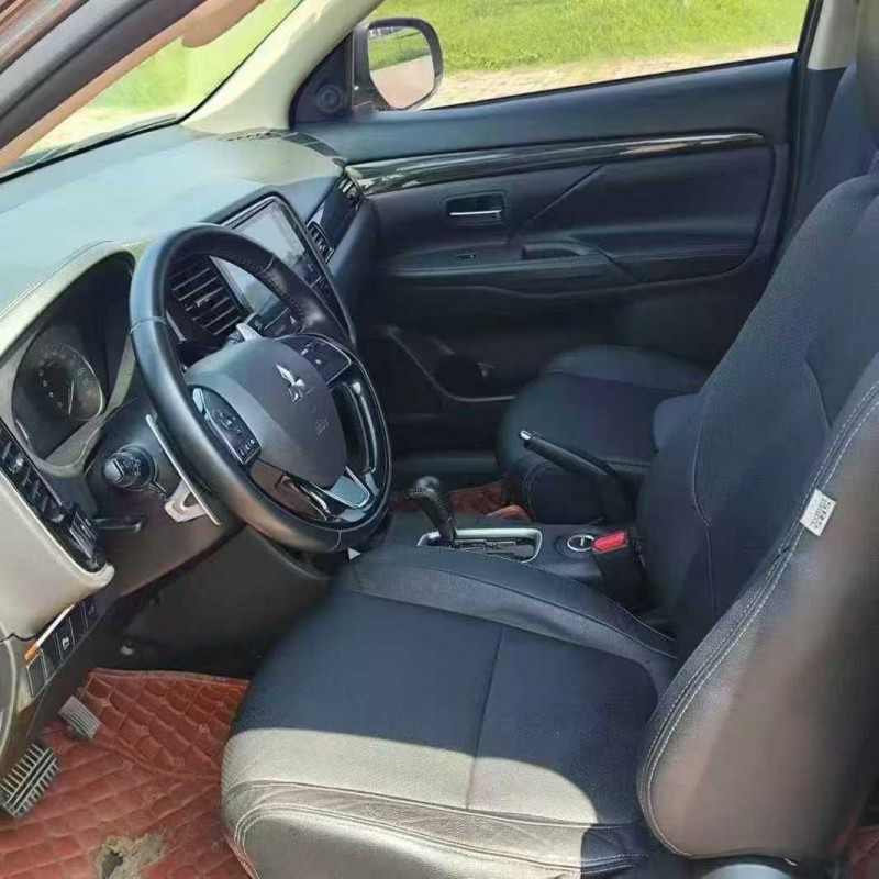 廊坊17年三菱欧蓝德4