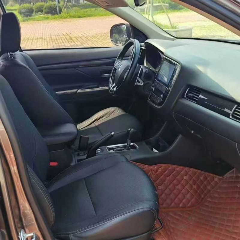 廊坊17年三菱欧蓝德6