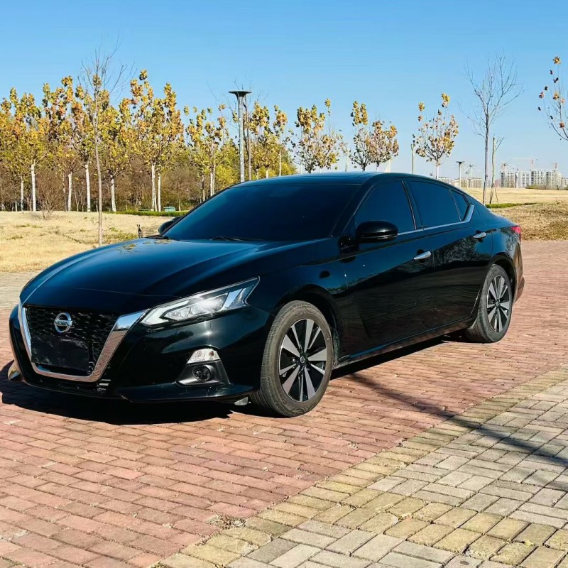 聊城21年日产天籁3