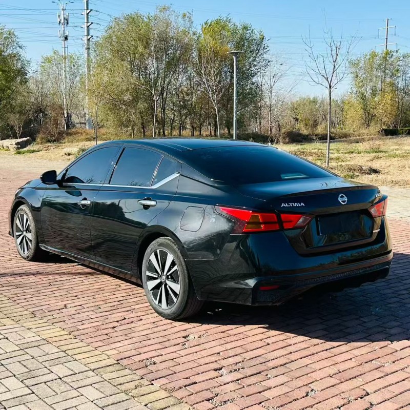 聊城21年日产天籁9