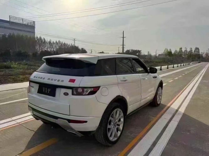 菏泽21年路虎极光7