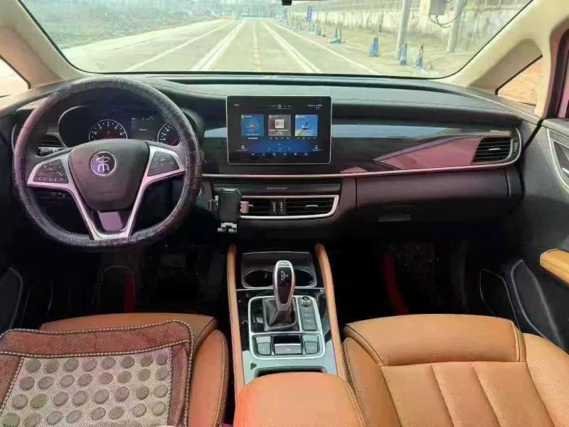 菏泽19年比亚迪宋4