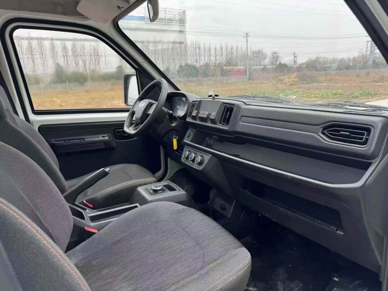 菏泽24年长江EV奕阁4