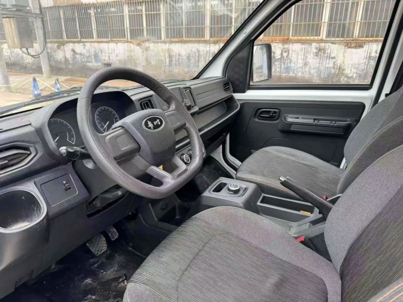 菏泽24年长江EV奕阁6