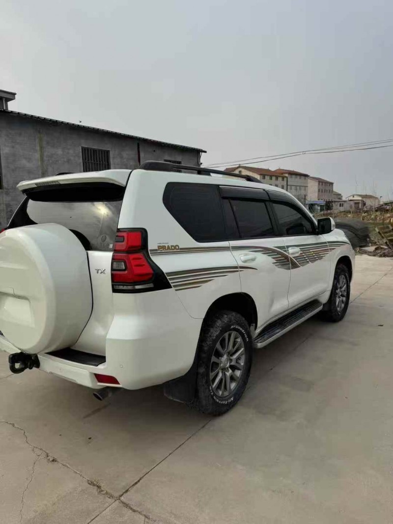 菏泽18年丰田普拉多7