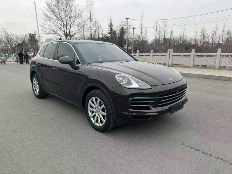 苏州19年保时捷卡宴2