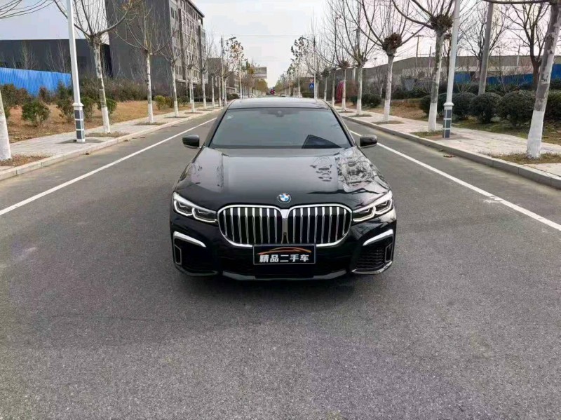 徐州19年宝马8系1