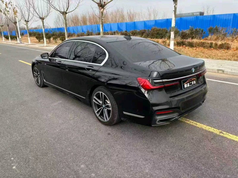徐州19年宝马8系5