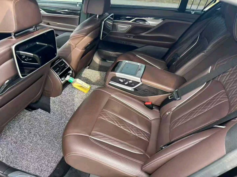 徐州19年宝马8系7