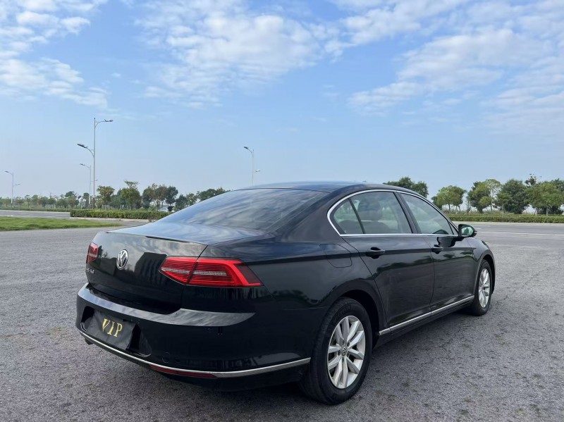 盐城17年大众迈腾4