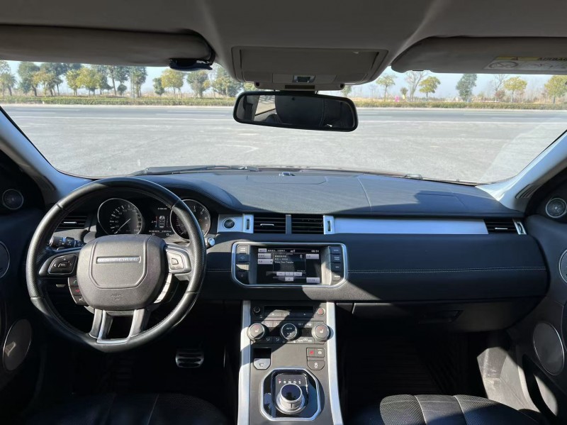 盐城15年路虎极光6