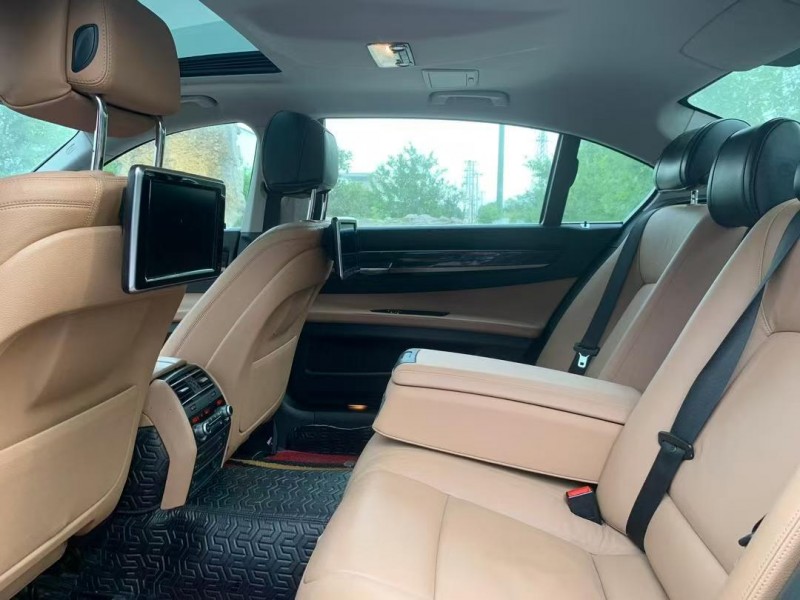 徐州15年宝马7系4