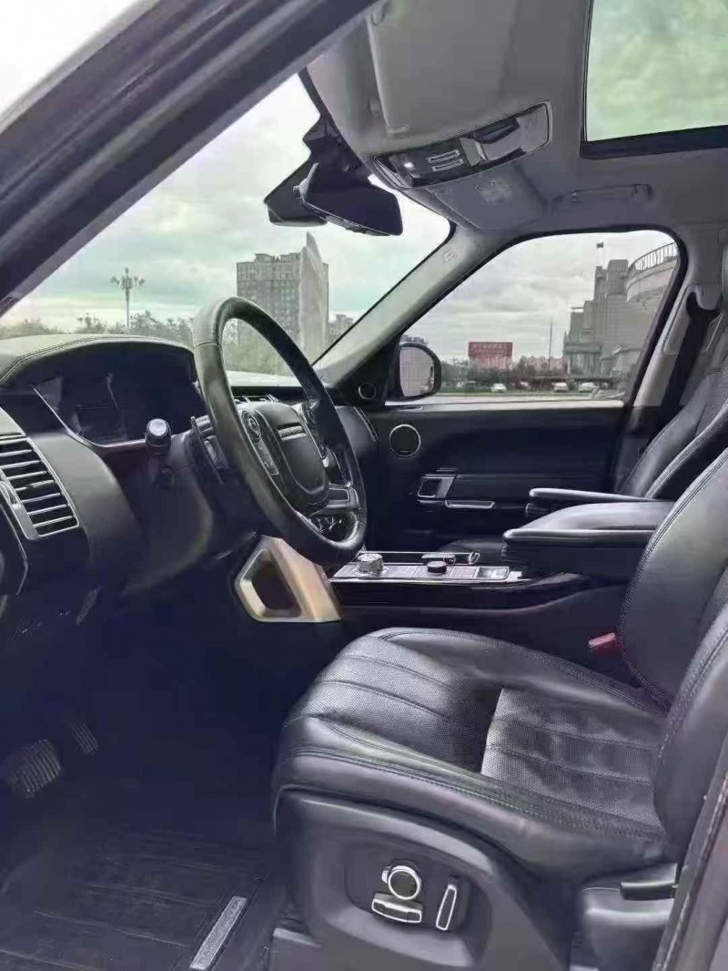 吉林16年路虎揽胜行政7