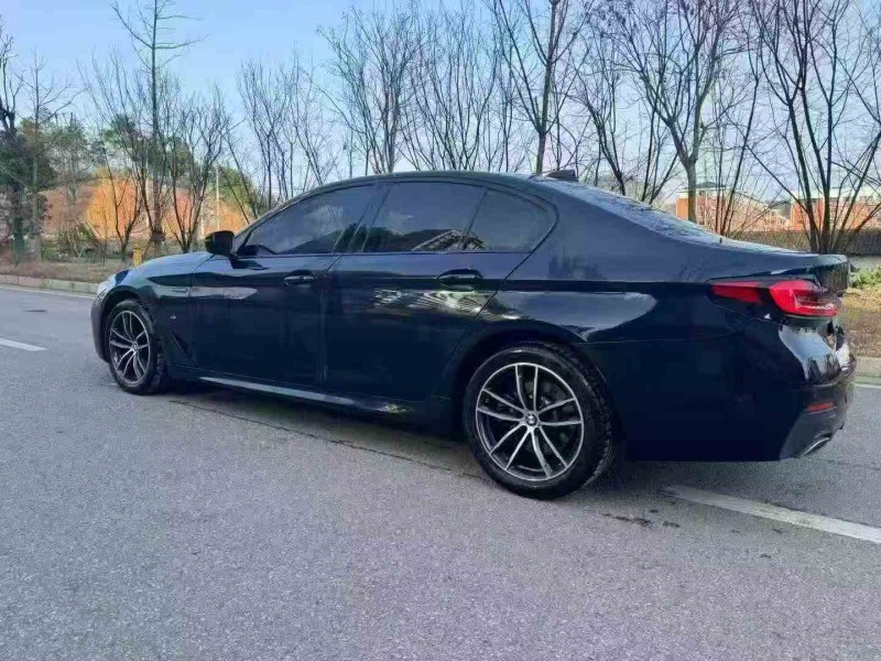 株洲22年宝马5系8