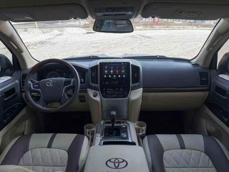 吉林17年丰田兰德酷路泽4