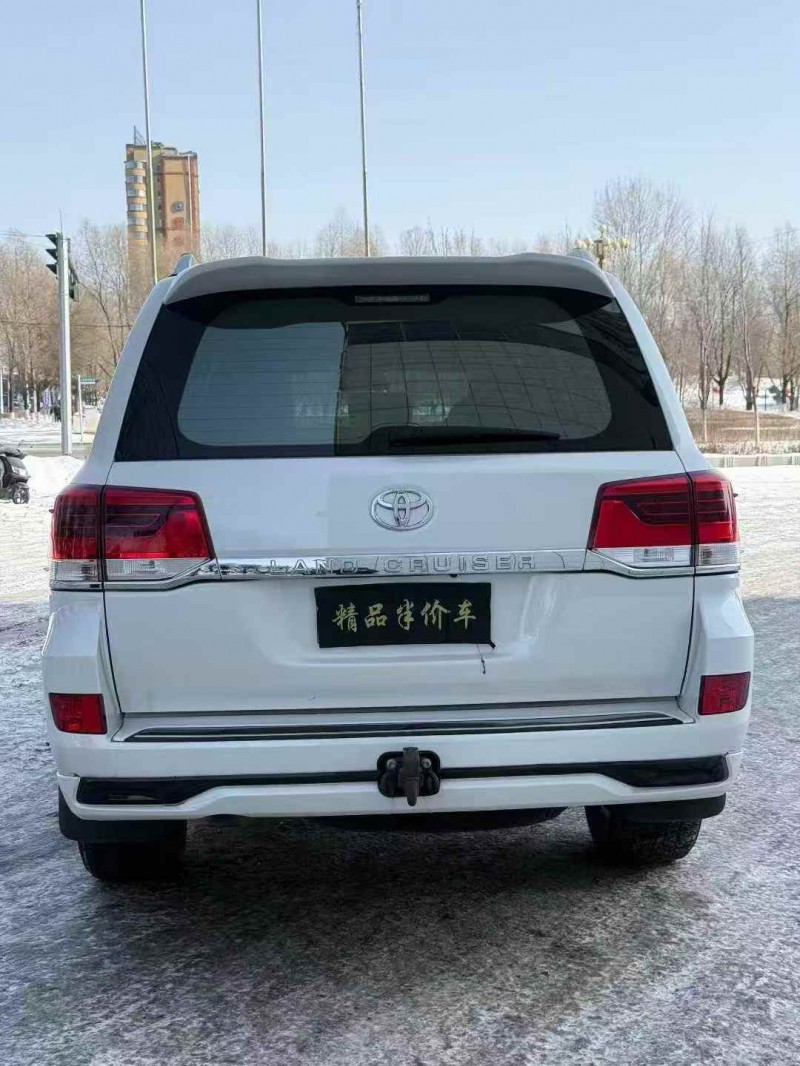 吉林17年丰田兰德酷路泽5