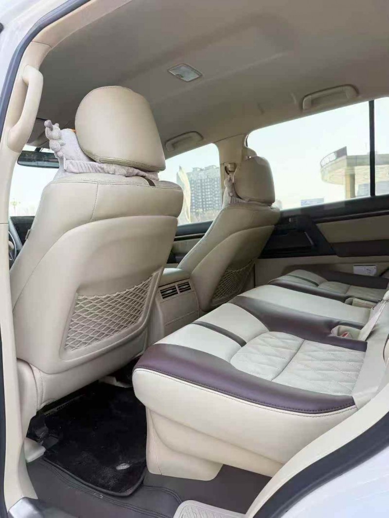 吉林17年丰田兰德酷路泽9