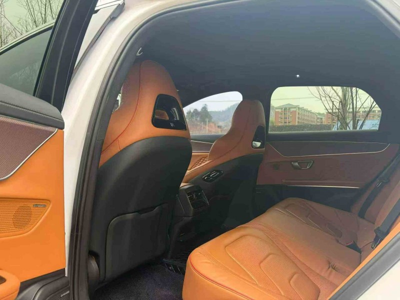 邵阳22年比亚迪汉4