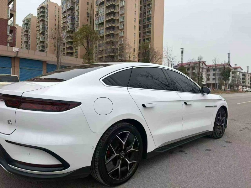 邵阳22年比亚迪汉8