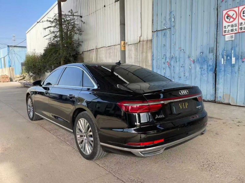 徐州19年奥迪A8L5