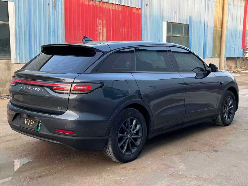 徐州24年零跑汽车C115