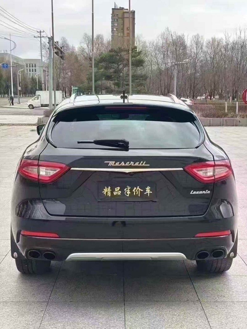 吉林17年玛莎拉蒂Levante5