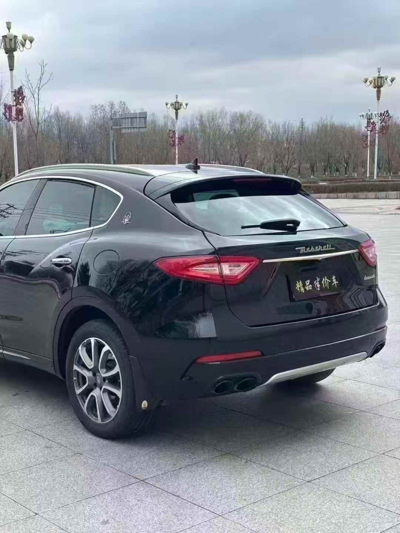 吉林17年玛莎拉蒂Levante6