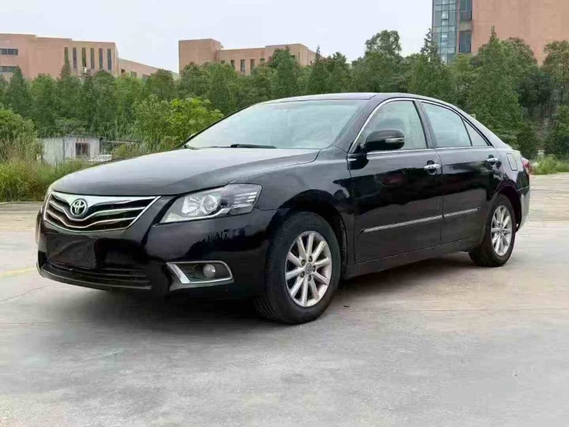 常德14年丰田凯美瑞2