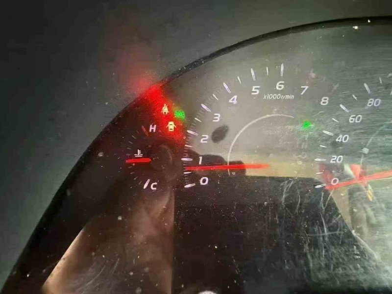 常德14年丰田凯美瑞6