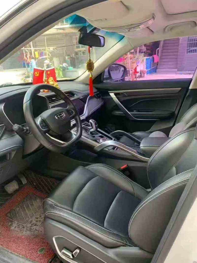 衡阳21年吉利博越4