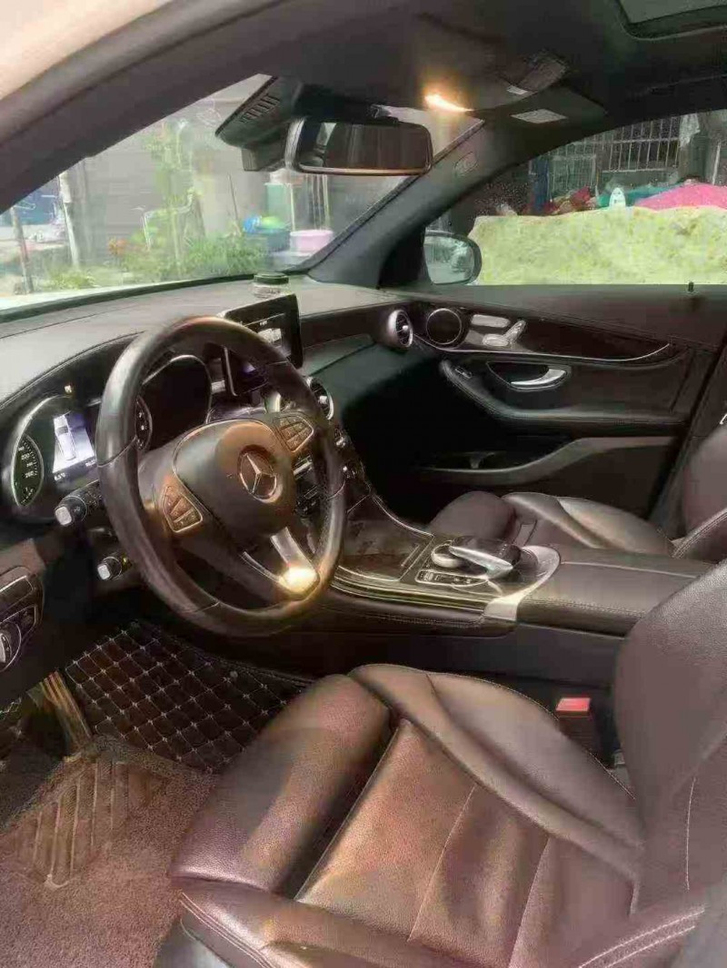 张家界19年奔驰GLC4