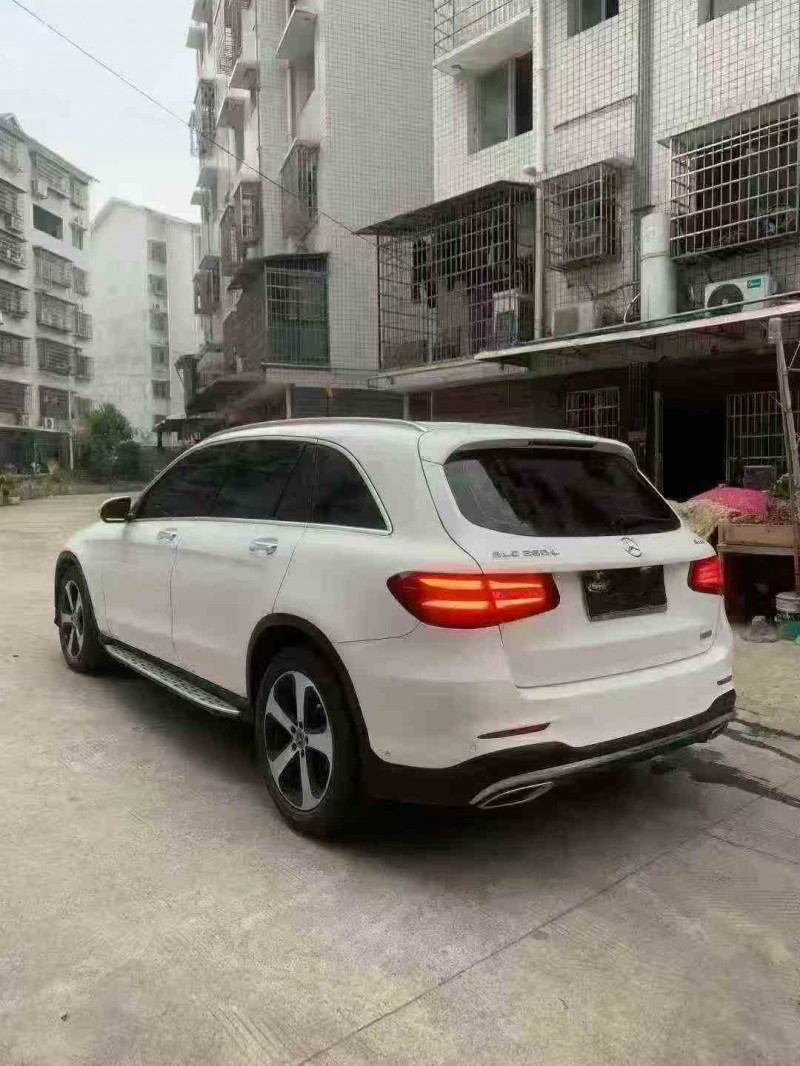 张家界19年奔驰GLC7