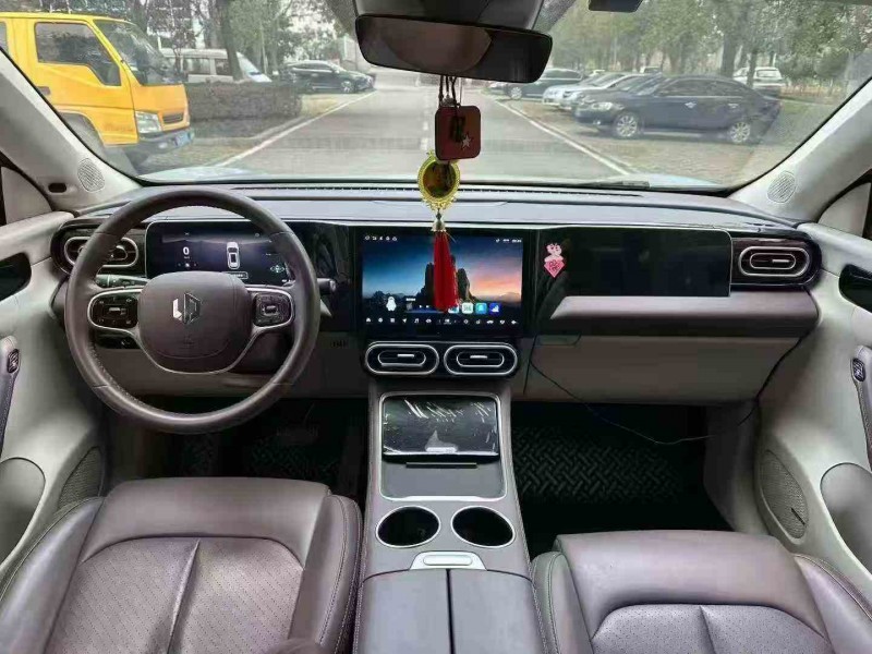 衡阳23年零跑汽车C115