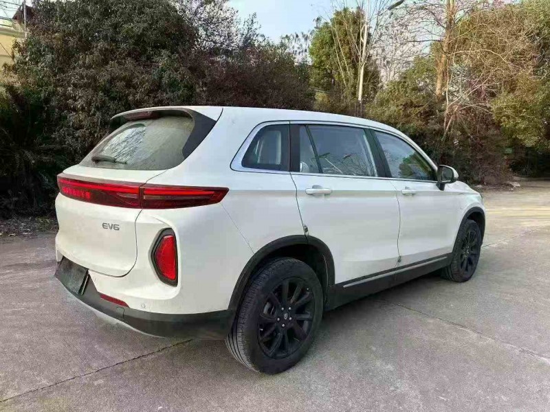 岳阳25年创维EV68