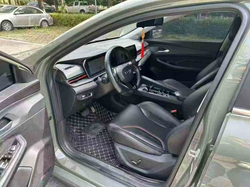 岳阳23年吉利缤瑞4