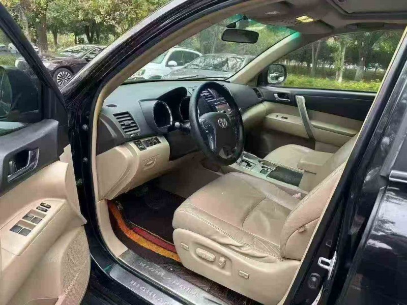 邵阳12年丰田汉兰达4