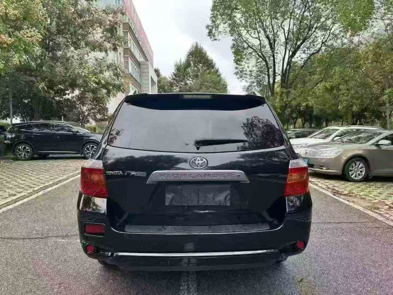 邵阳12年丰田汉兰达8