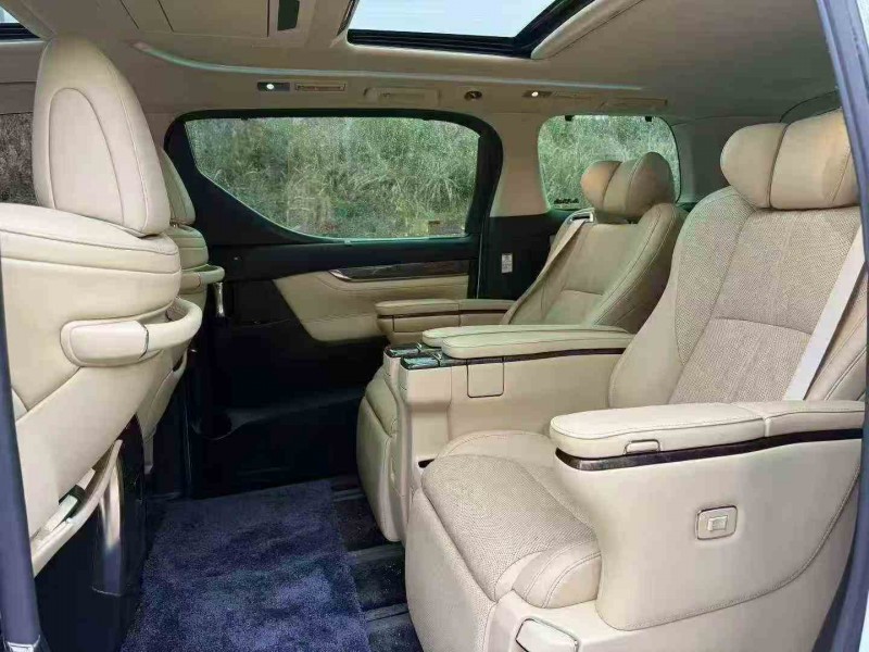 湘潭20年丰田威尔法6