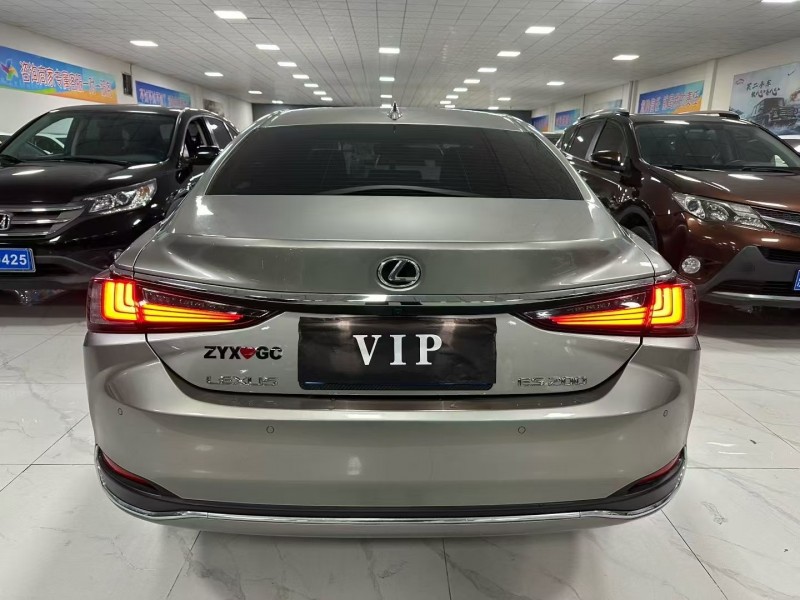 廊坊23年雷克萨斯ES9