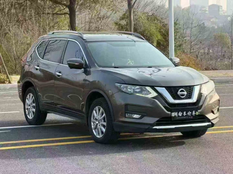 常德18年日产奇骏2